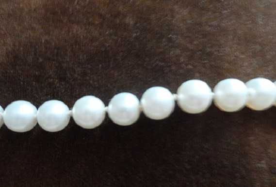 set de perle albe - colier si cercei