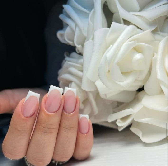 Unghii mani/pedi