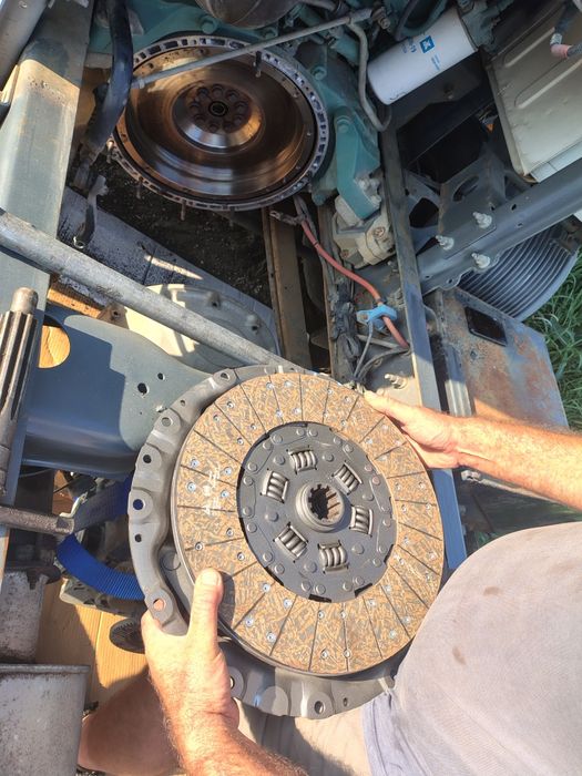 FL 12t km reali 7.5m șasiu pat clima pilot nu Atego LF TGM Eurocargo