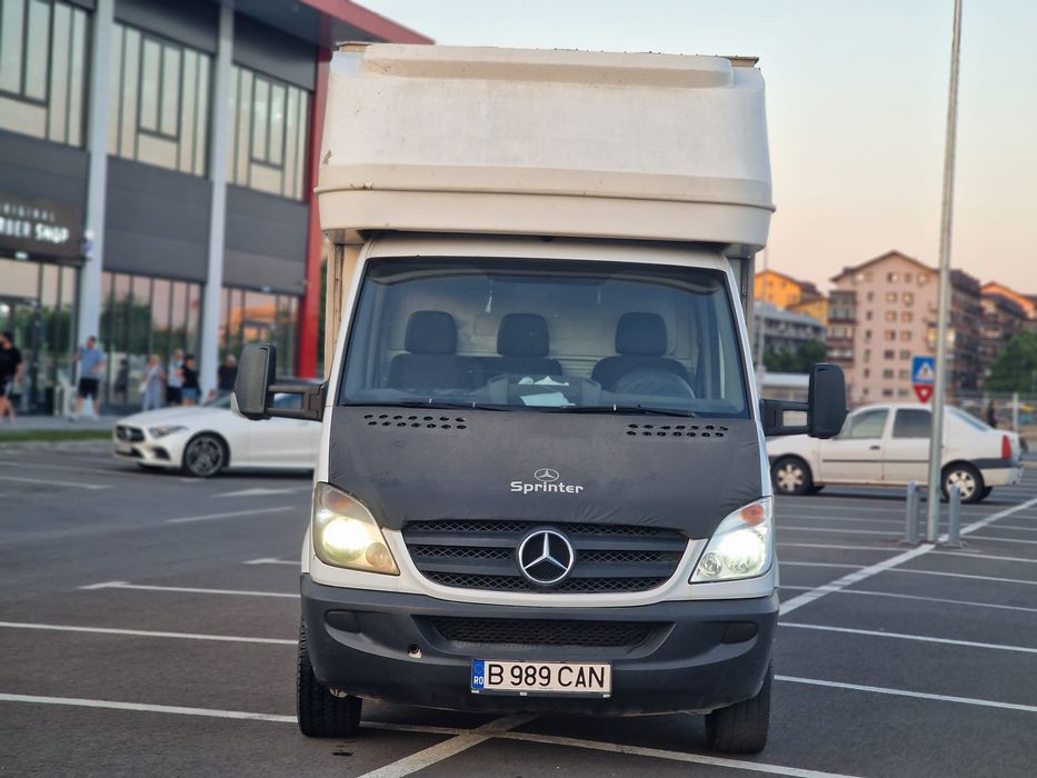 Vând Mercedes Benz sprinter 2.2  cub+ lift 2009