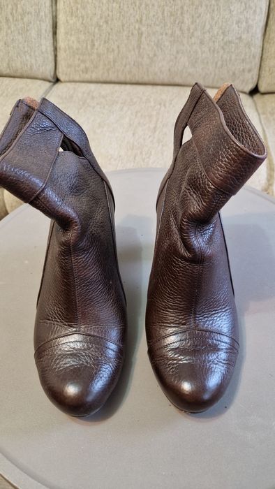 Ghete cu toc, mas. 39, piele, confecționate la atelier