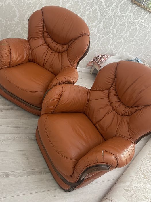 Кресло кожаное,терракот цвет
