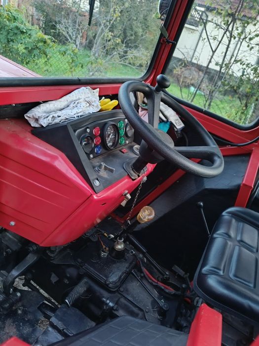 Tractor Universal 445 DT