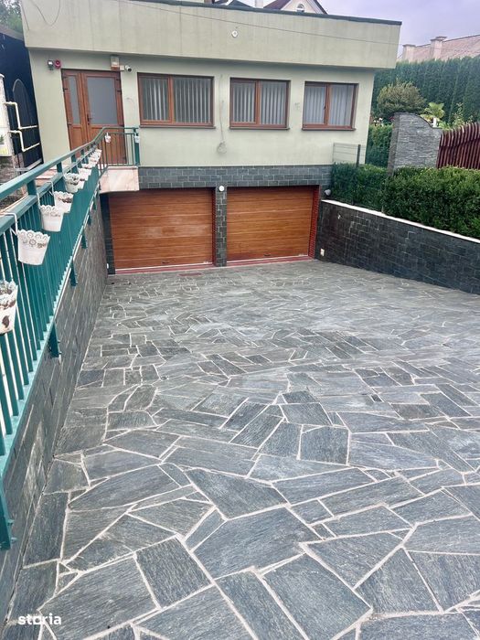 Spatii de  Birouri Subcetate de Vanzare !