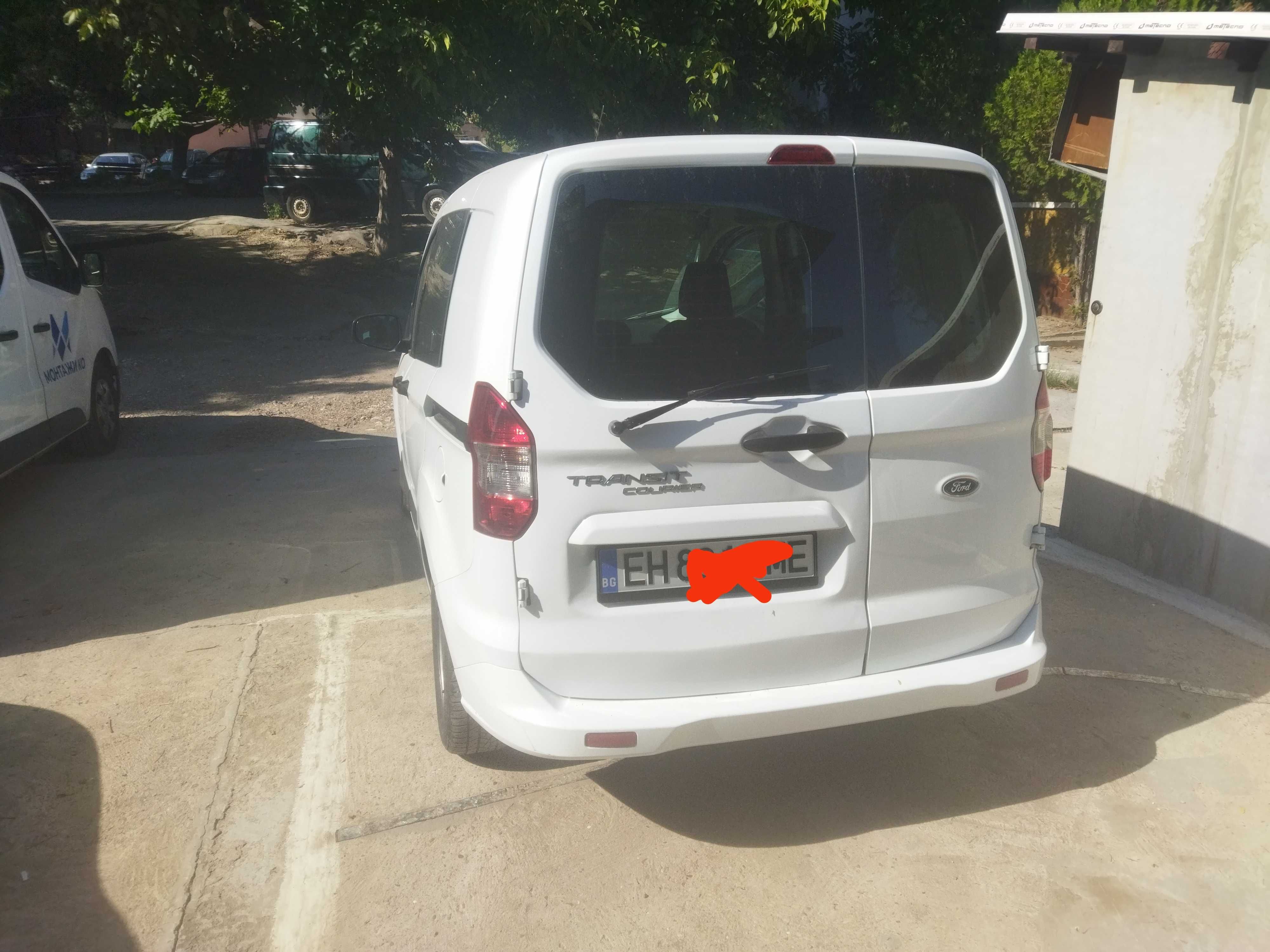 Ford Tranzit courier 4+1