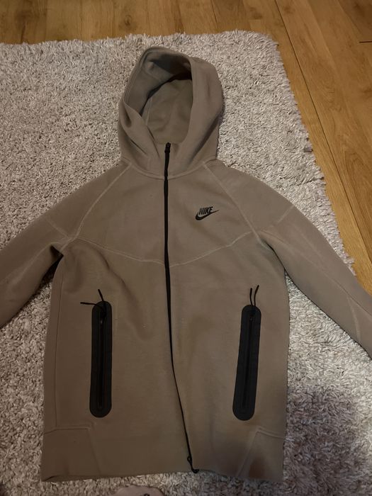 Nike Tech Fleece crem / bej – stare excelentă, original