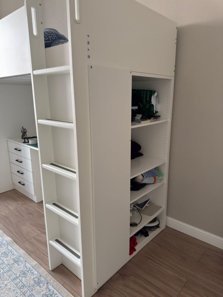 Продам двухъярусную кровать IKEA