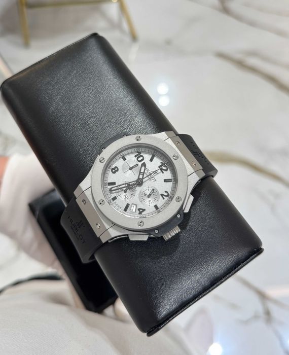 hb big bang 44mm сиво/матово