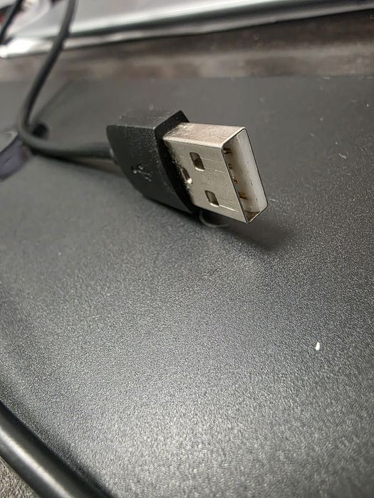 Incarcator wireless triplu, pentru casti, ceas, telefon