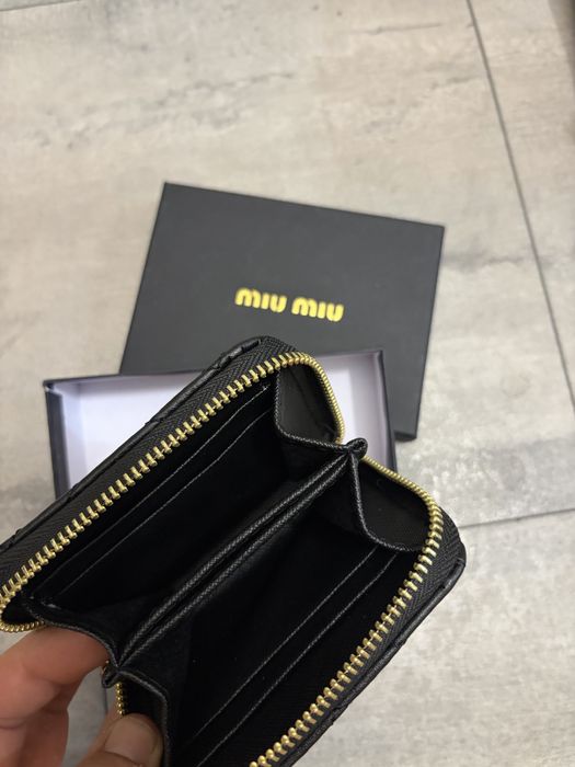 Miu Miu стил (черна кутия) – комплект