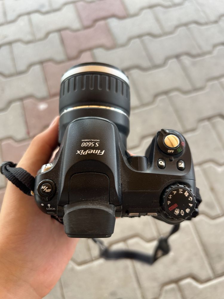 FinexPix S 5600 D. Camera