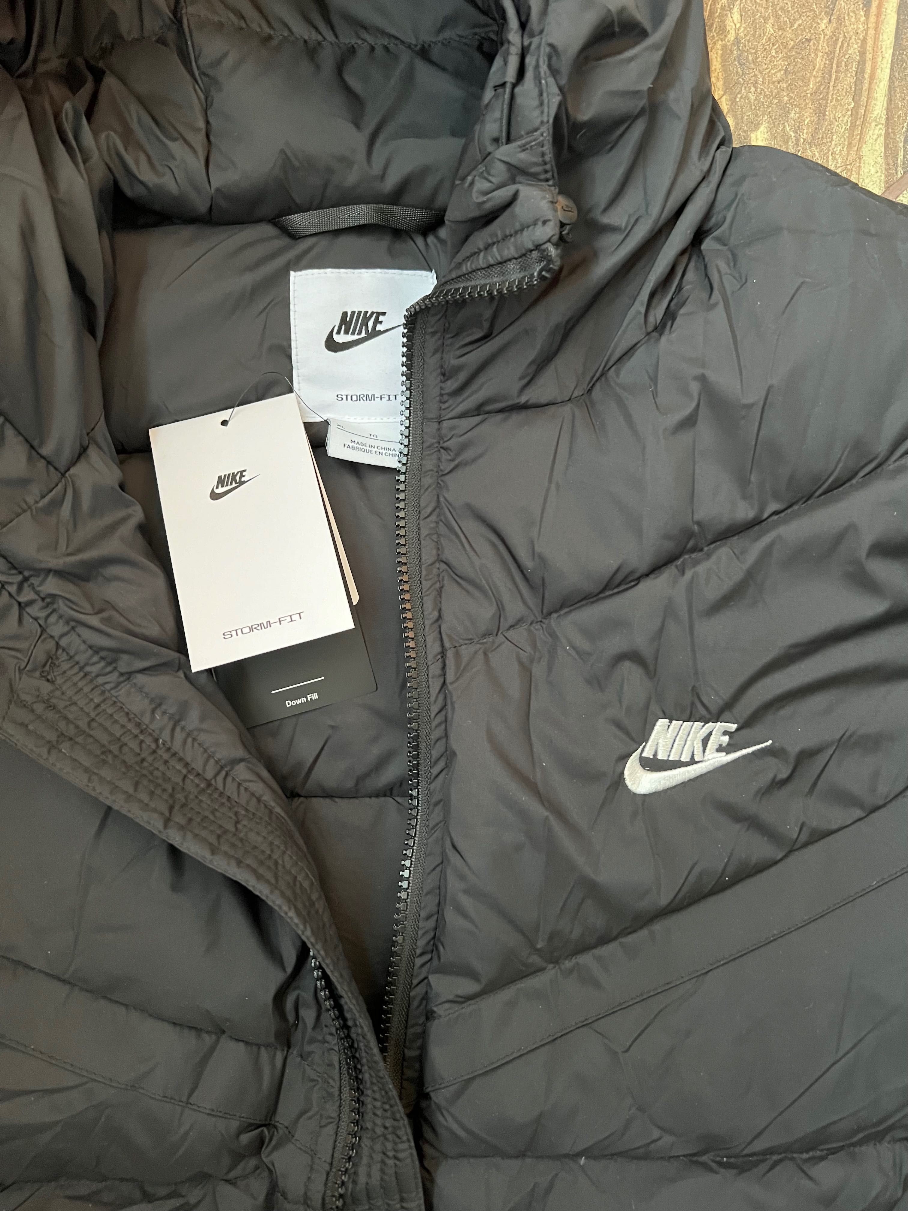 Nike storm fit black