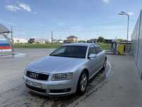 Vand Audi a8 - fura curent