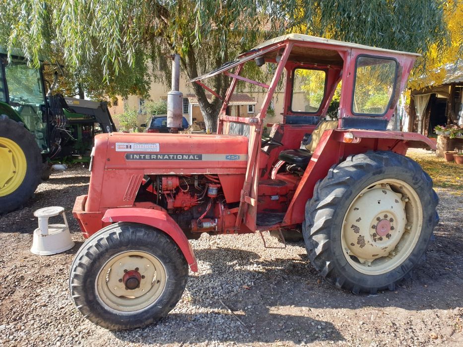 Tractoras international tractor 454