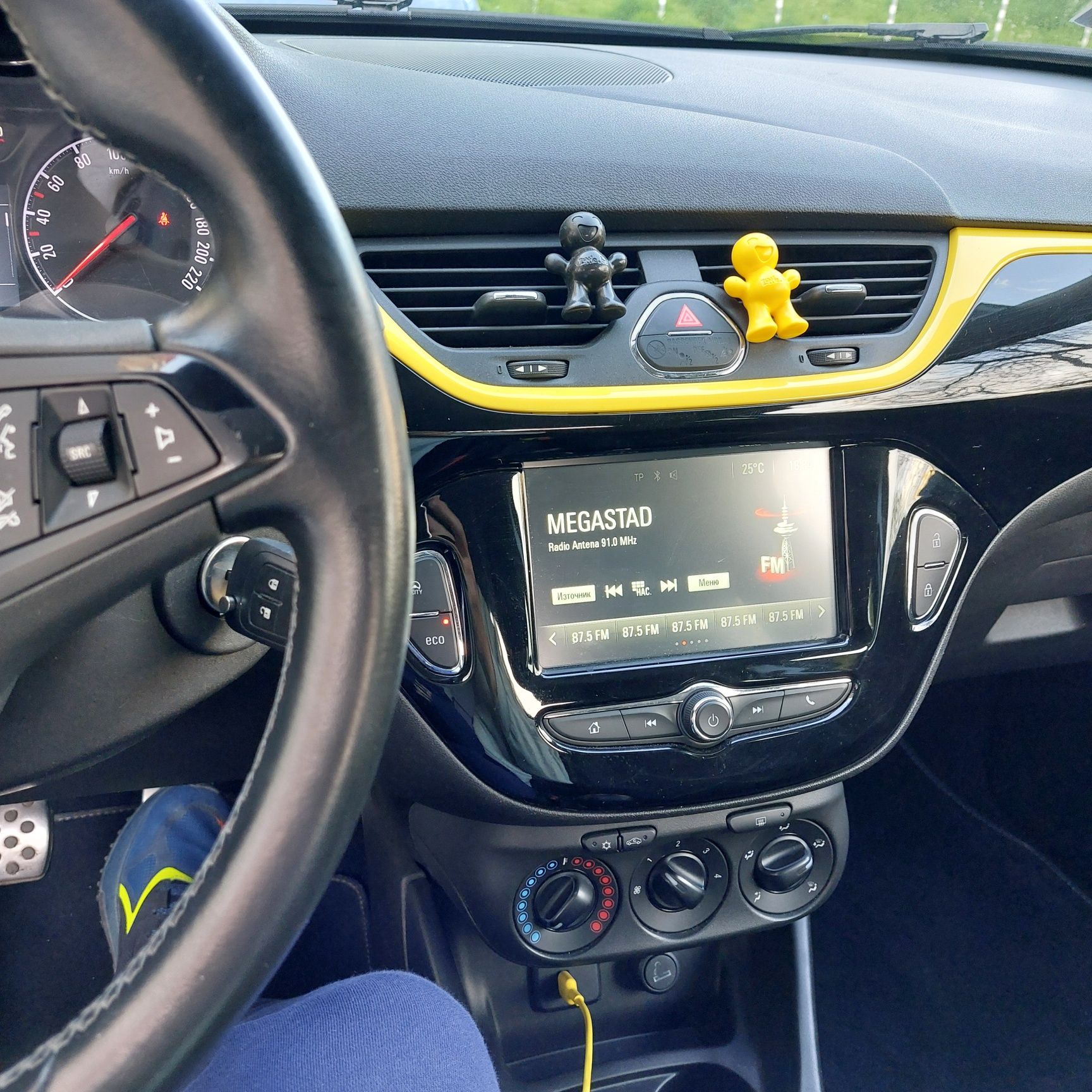 Opel Corsa E 1.4 Turbo