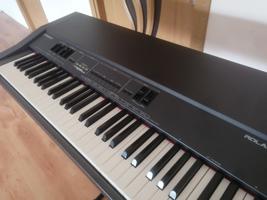 ROLAND RD-250s pian clape grele 76 GHS dinamic orga