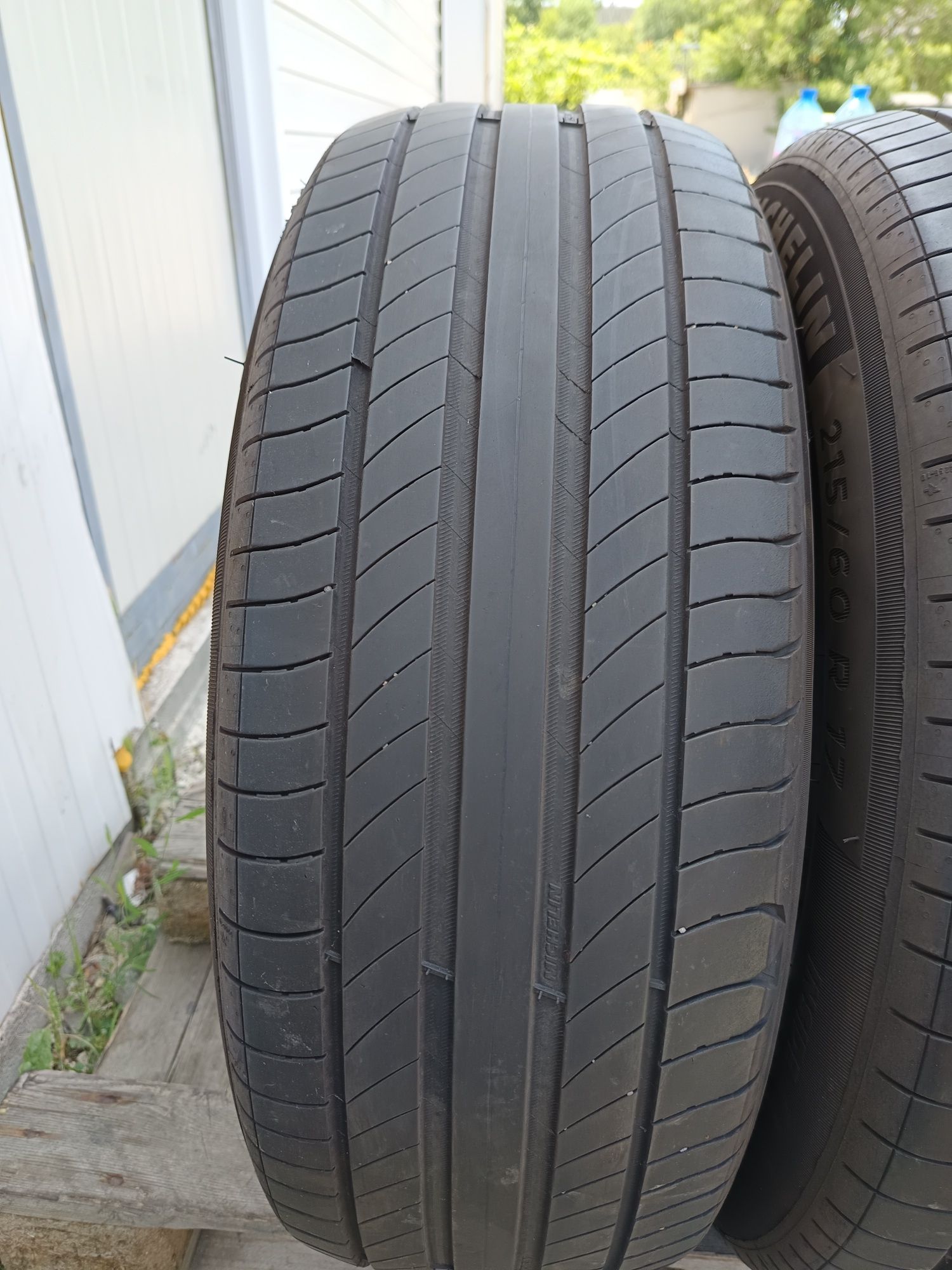 215 60 R 17 MICHELIN Дот 3721