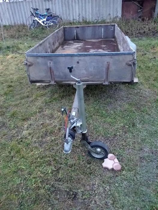 Remorca 2000KG (categoria E)