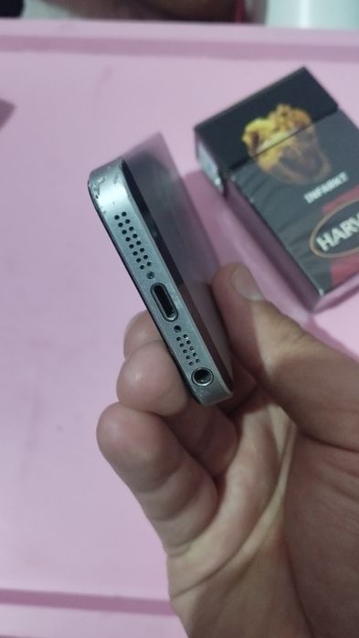 Iphone 5se 16г iclaud yoq imey otgan