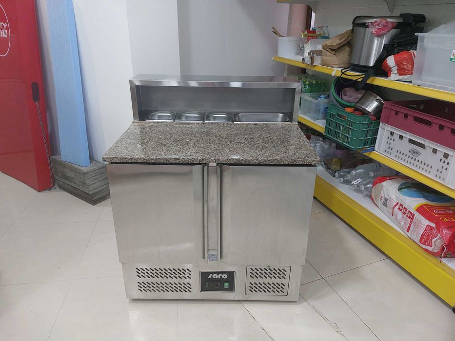 Хладилна работна маса за пици