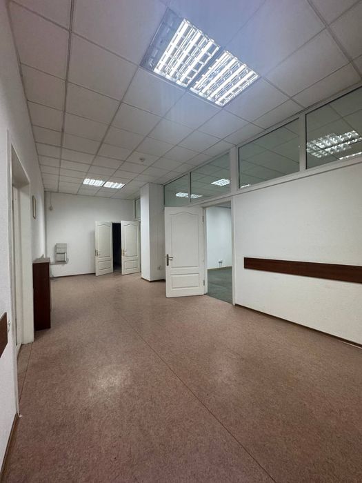 Ул.нукус.Госпитальный Макро сдаётся офис в центре  города за дешёво