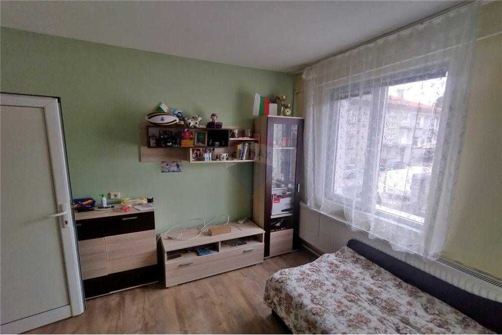 Продава се Етаж от къща в Велики Преслав - 95 кв.м за 641 €/кв.м - Снимка #1