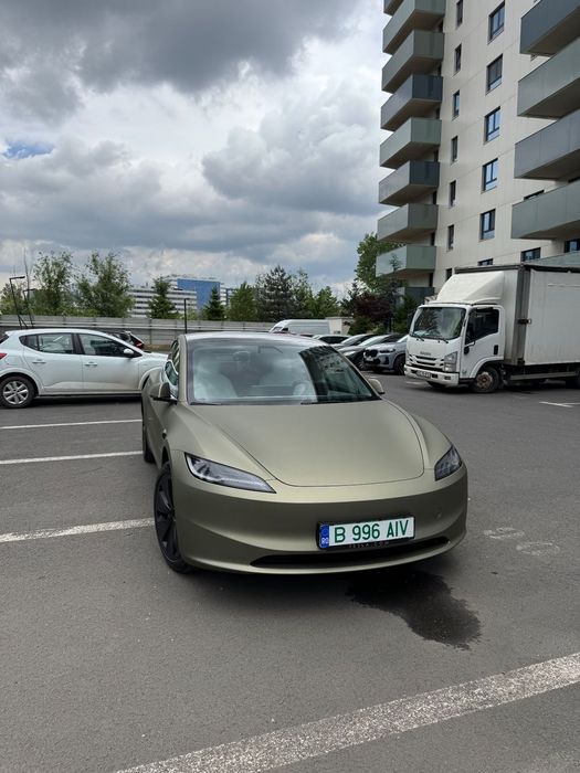 Tesla Model 3 Tesla model 3 long range rwd