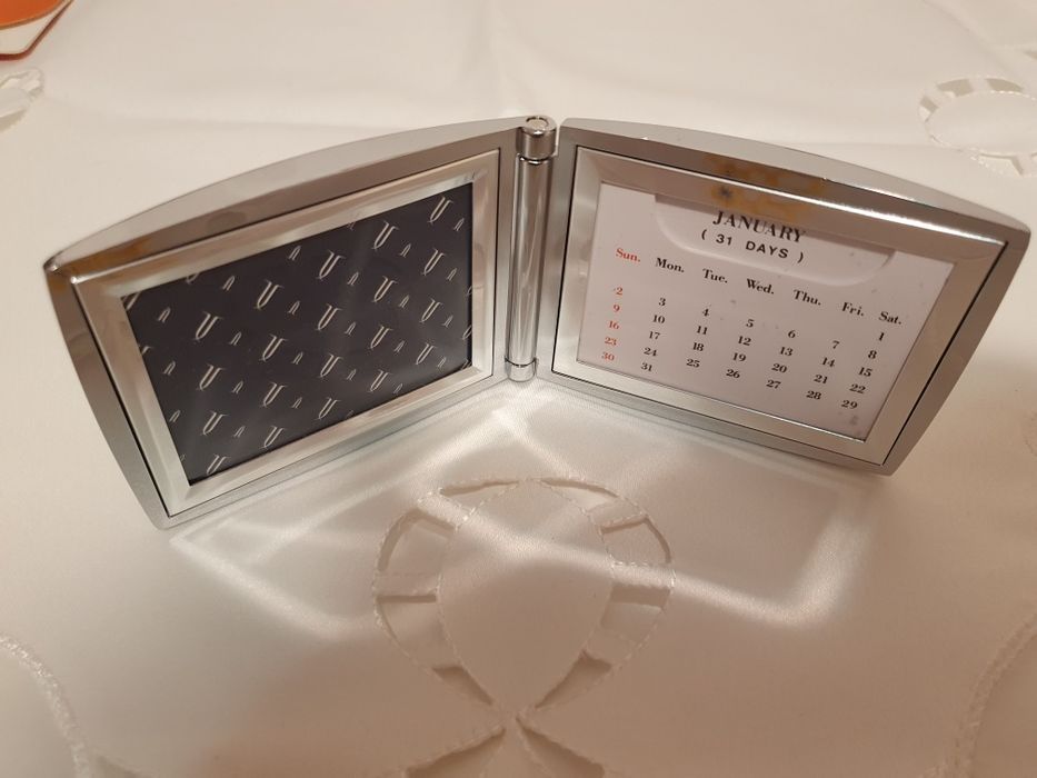Calendar perpetuu și rama foto metal -nou, cutie cadou, Bell labs