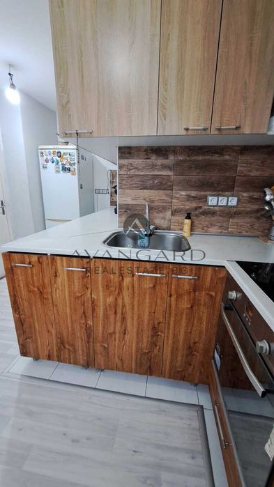 Продава се Многостаен апартамент в Пловдив, Център - 100 кв.м за 1989 €/кв.м - Снимка #5