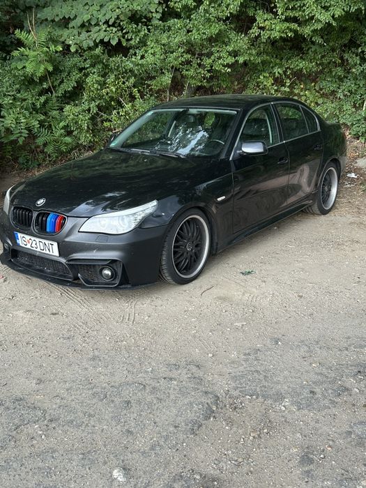 Vând sau schimb bmw 525 motor 3.0 2008