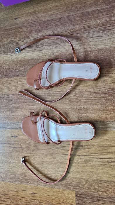 Sandale Bershka 39