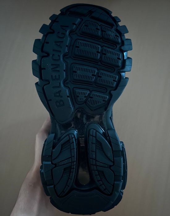 Balenciaga track cu leduri black white 2021 negri si albi confortabili