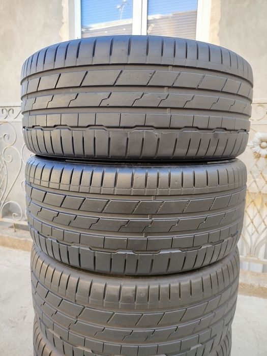 245 40 R19 Shina Hankook ventus