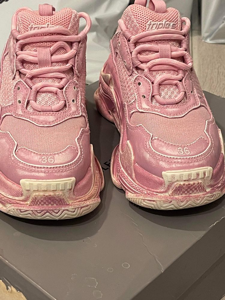 Balenciaga triple s Faded pink