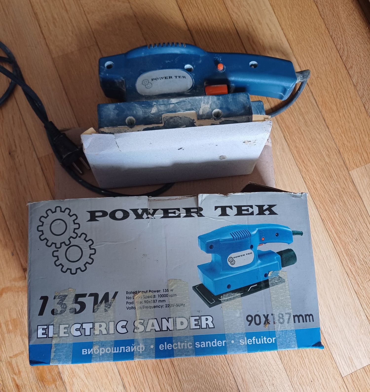 Виброшлайф powertech 135w