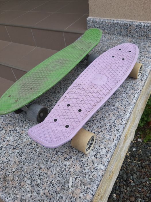 Vănd 2 bucăți  skateboard copii