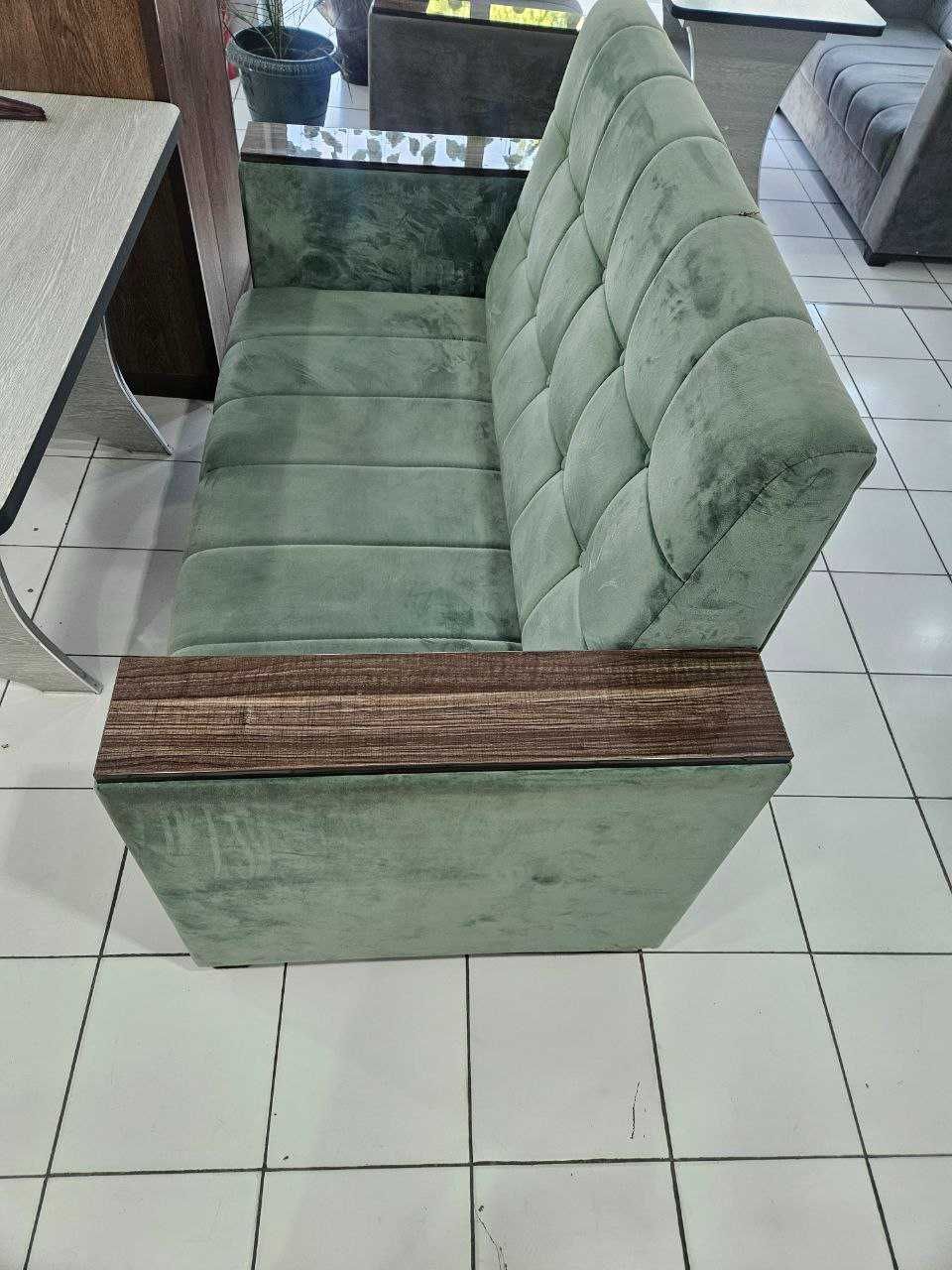 kafe uchun mebellar 6 komplekt bor!
