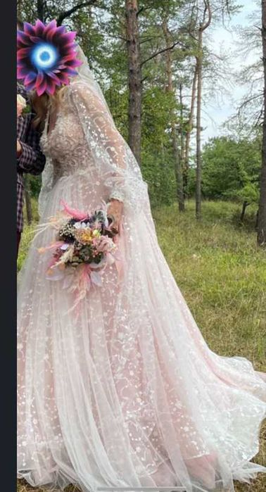 Rochie de mireasa marca Pentelei cu crinolina inclusa