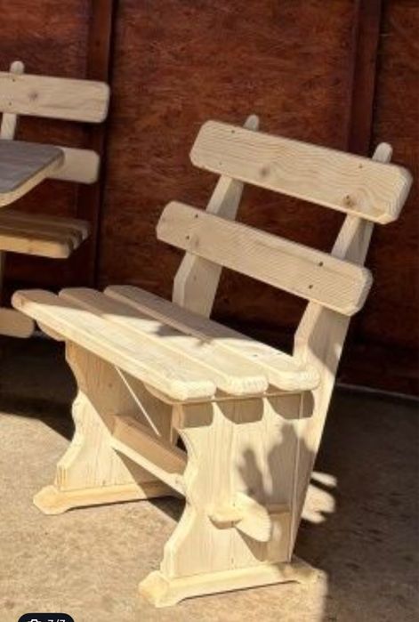 Masa si scaune din lemn de brad