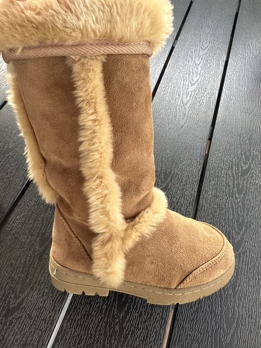 Топли ботушки