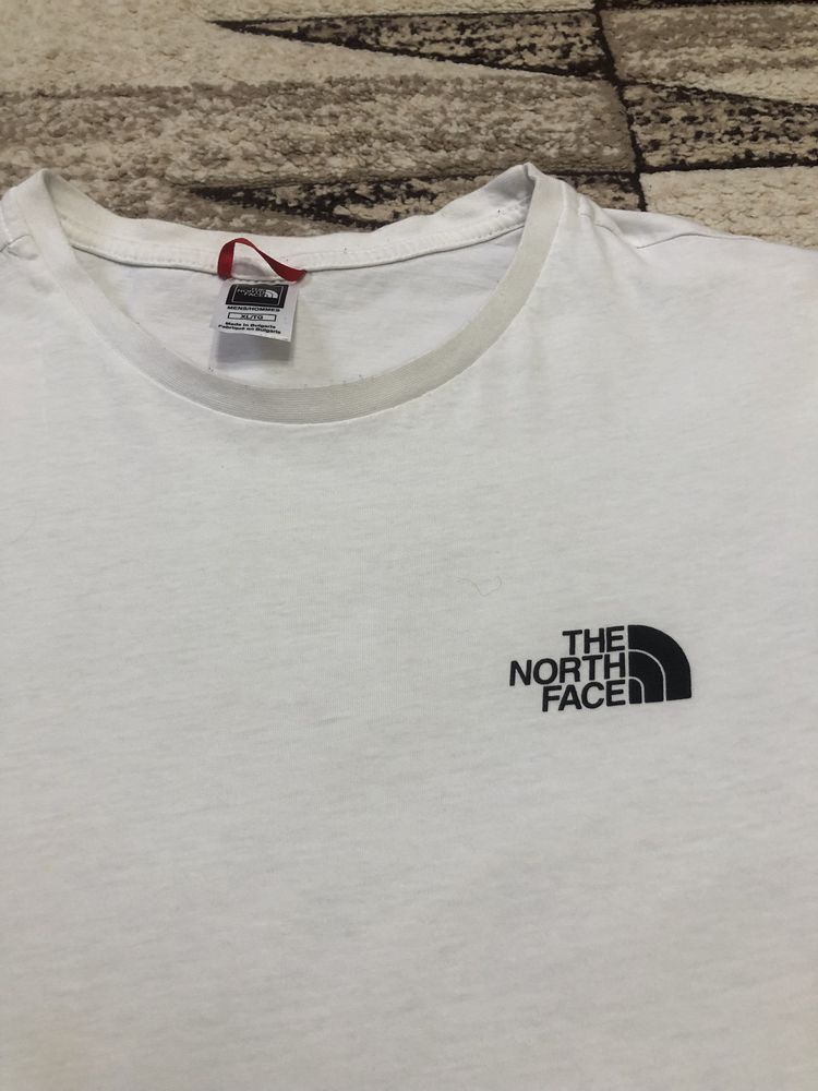 Tricou The North Face Impecabil