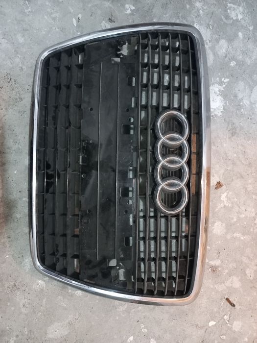 Решетка за Ауди А8 D3 4E0853653AC