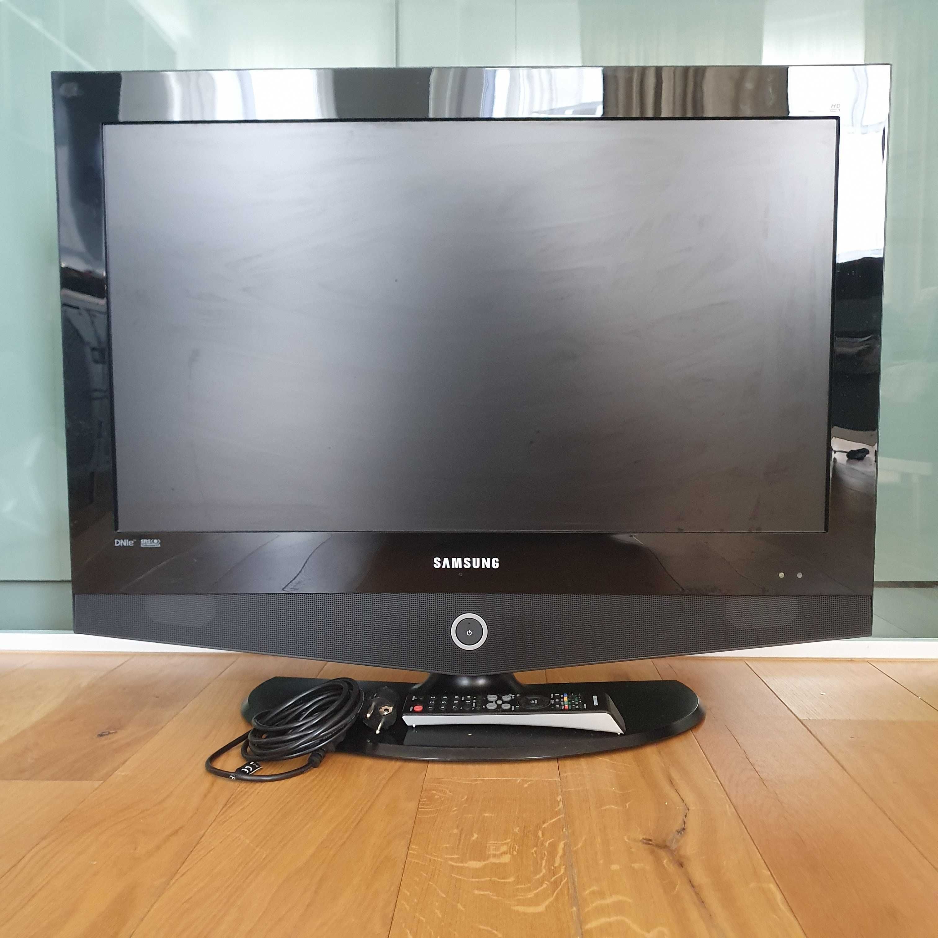 Televizor Samsung LCD LE32R32B diagonala 82 cm