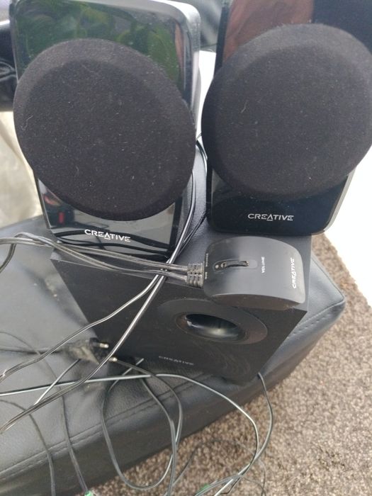 Компактни компютърни тонколони Creative SBS A120 2.1 със субуфер
