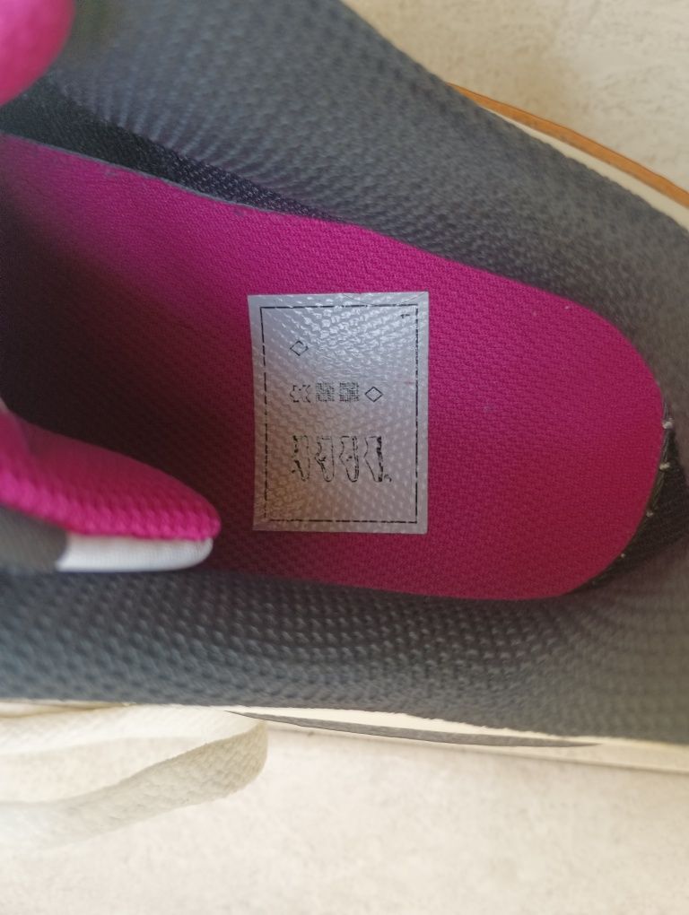 Маратонки nike N 38.5 стелка 24 см
