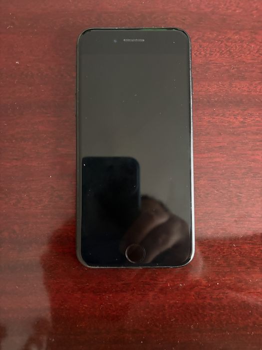 iPhone 7 – 32GB – Black – Funcționează perfect!