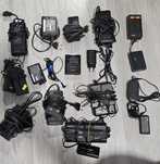 Accesorii camere video vechi (alimentatoare, telecomenzi)