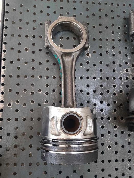 piston cu biela avf 1.9 tdi audi a4 b6 skoda superb vw passat  b6