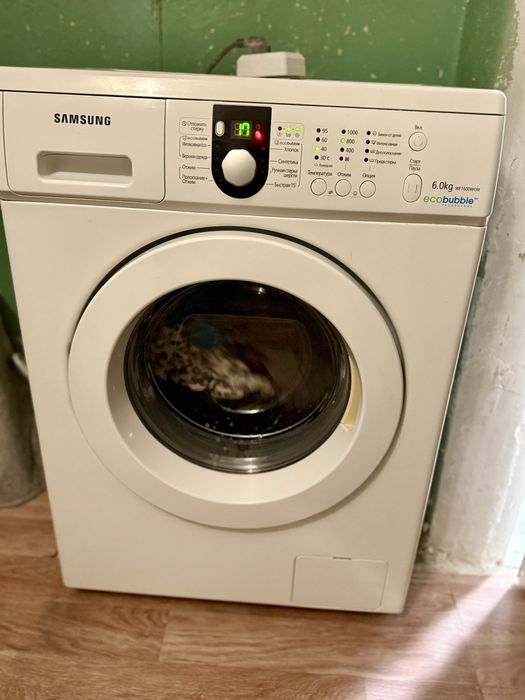 Продам стиральную машину samsung
