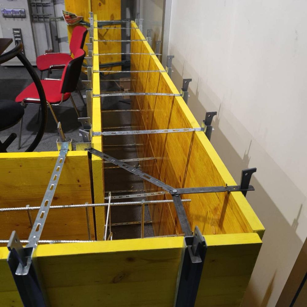 Accesorii cofraje doka, distantieri metalici, lamele, tije montanti